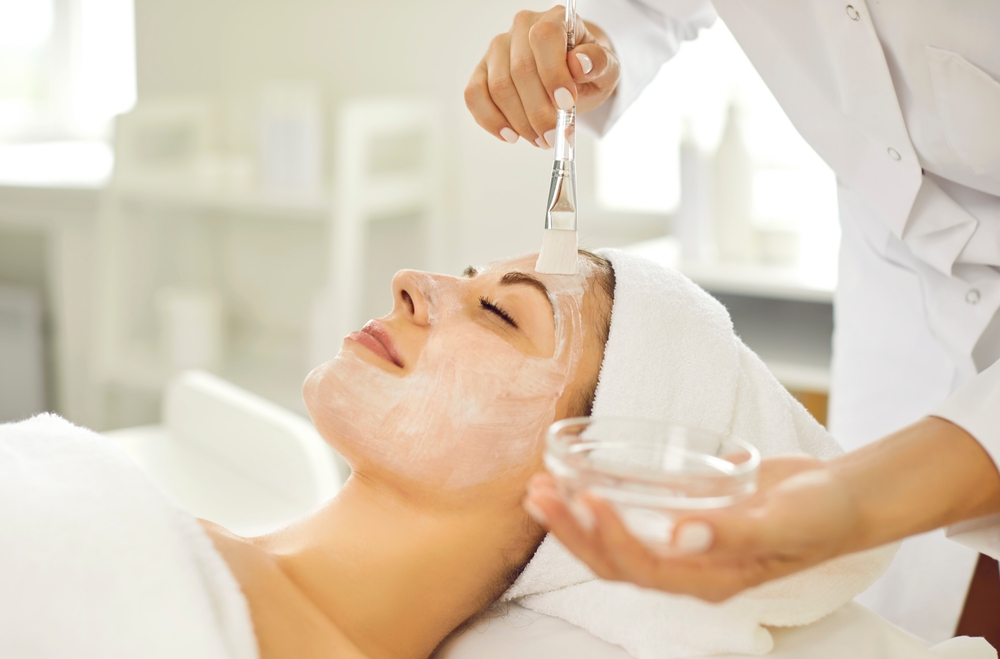 Healing Your Skin With Chemical Peels and Best Facials for Skin Renewal in Howard County, Maryland